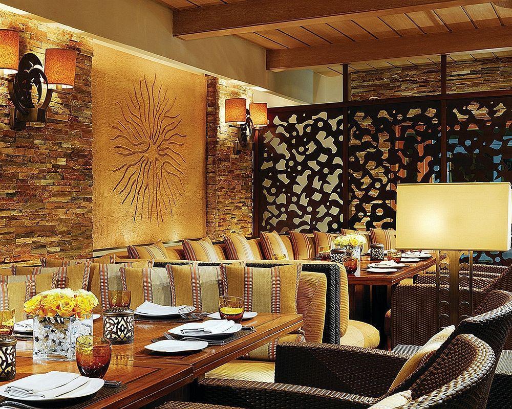 Four Seasons Cairo At The First Residence Giza Restoran fotoğraf The interior of the restaurant