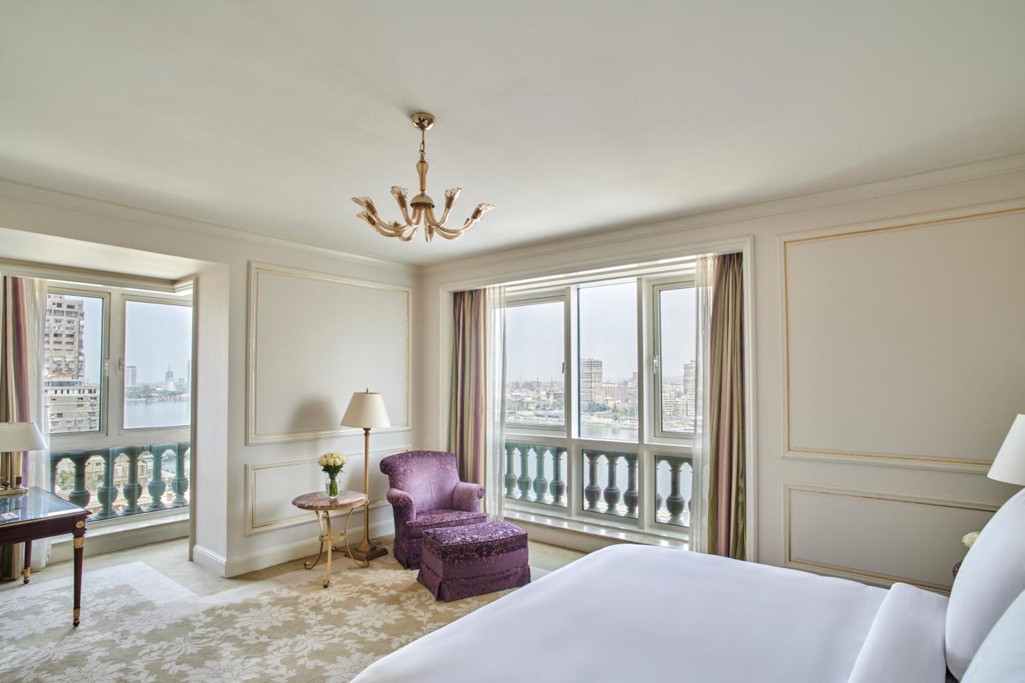 Four Seasons Cairo At The First Residence Giza Dış mekan fotoğraf A bedroom at the hotel
