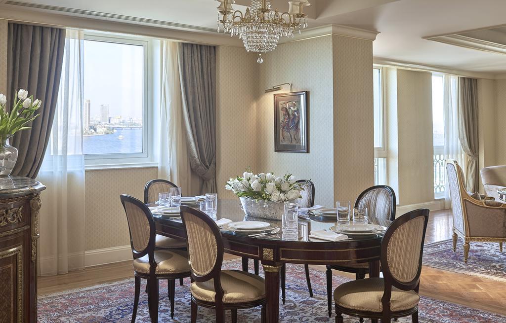 Four Seasons Cairo At The First Residence Giza Dış mekan fotoğraf Dining room