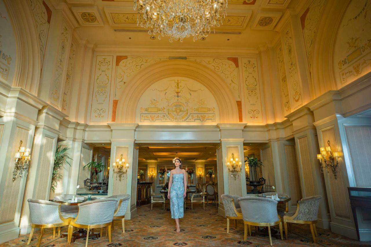 Four Seasons Cairo At The First Residence Giza Dış mekan fotoğraf The lobby of the hotel